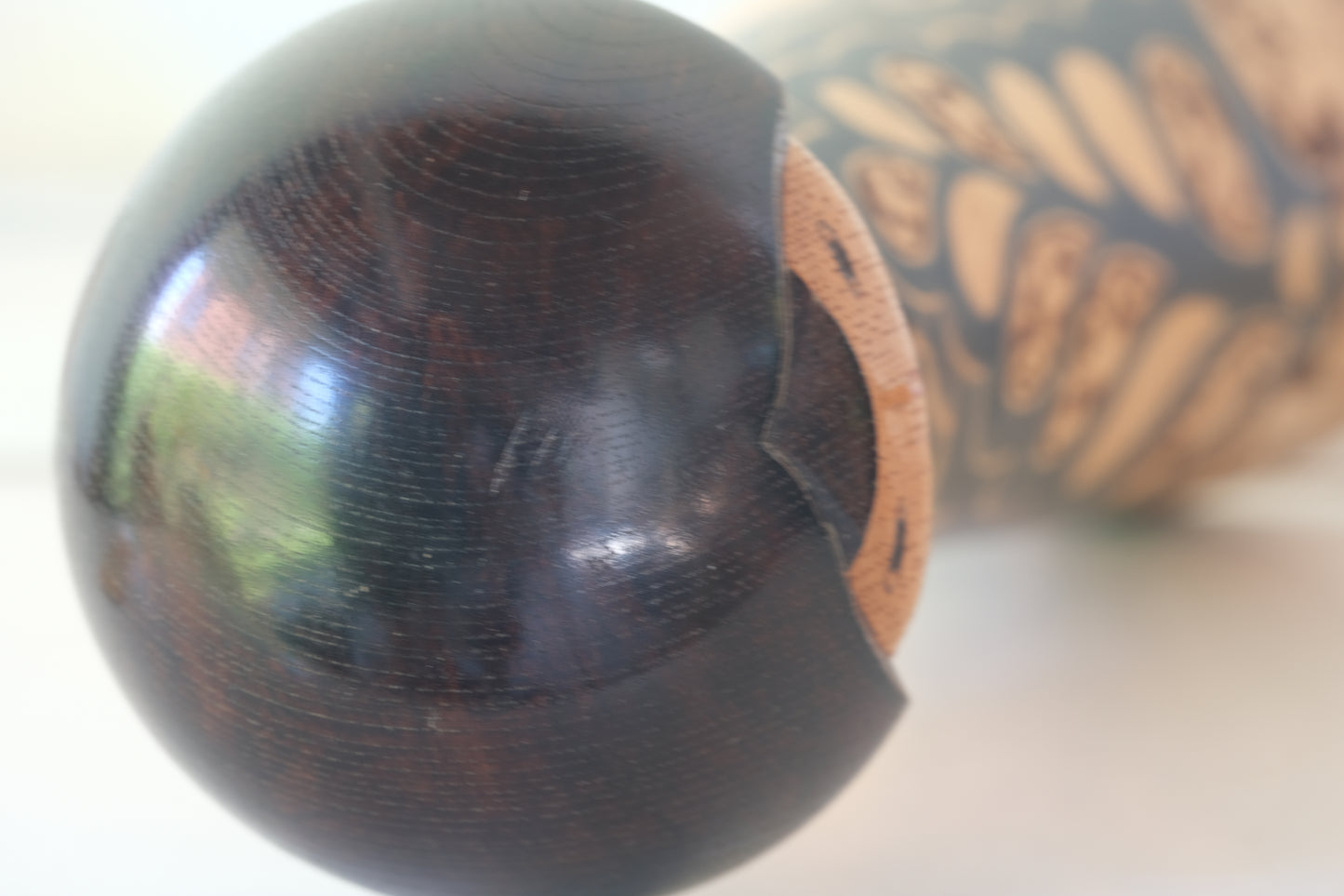 Flower Girl (Hana Otome) 花乙女 by Watanabe Yuji 渡辺雄二 (1951-)