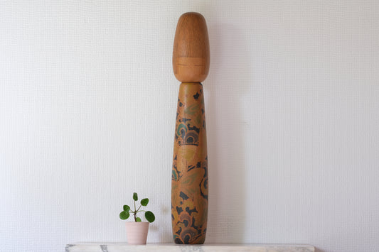 Butterfly (Chō) 蝶 by Issetsu Kuribayashi 栗林一雪 (1924-2011)