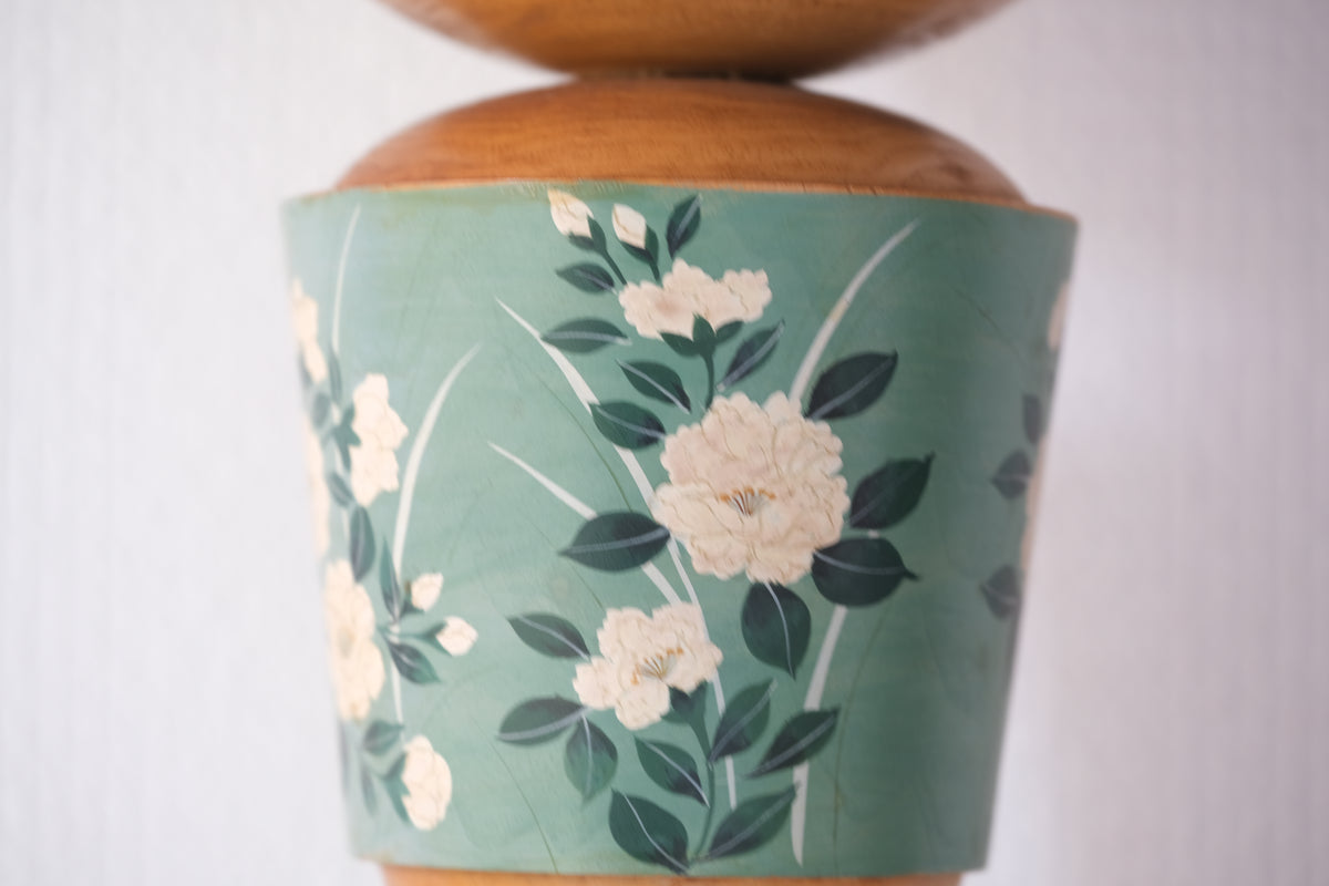 Kokeshi Art by Kurasawa Toshie 倉澤敏恵 (1935-2011) | 48,5 cm