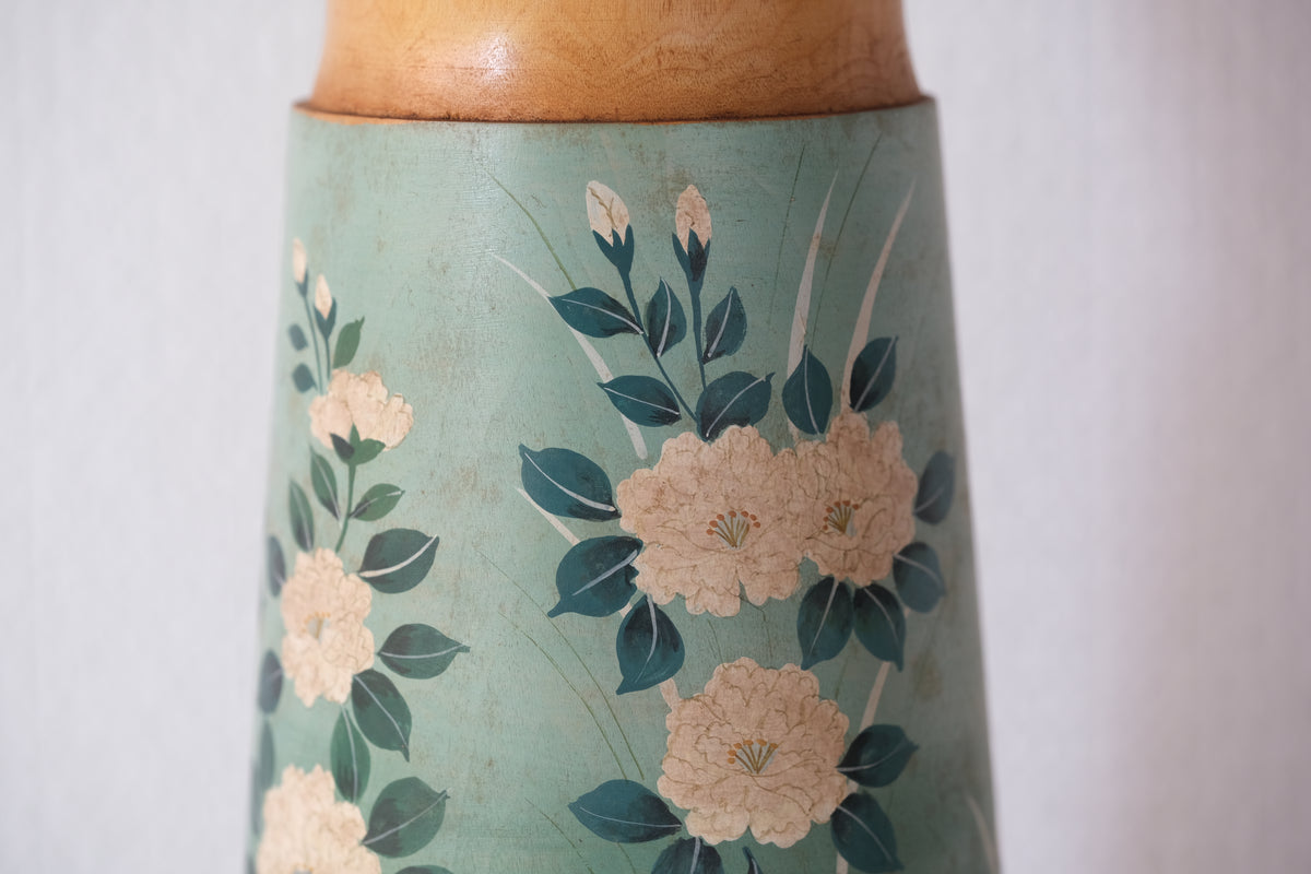 Kokeshi Art by Kurasawa Toshie 倉澤敏恵 (1935-2011) | 48,5 cm