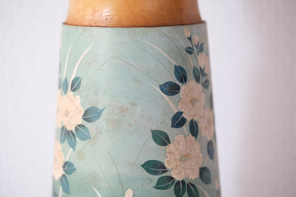 Kokeshi Art by Kurasawa Toshie 倉澤敏恵 (1935-2011) | 48,5 cm