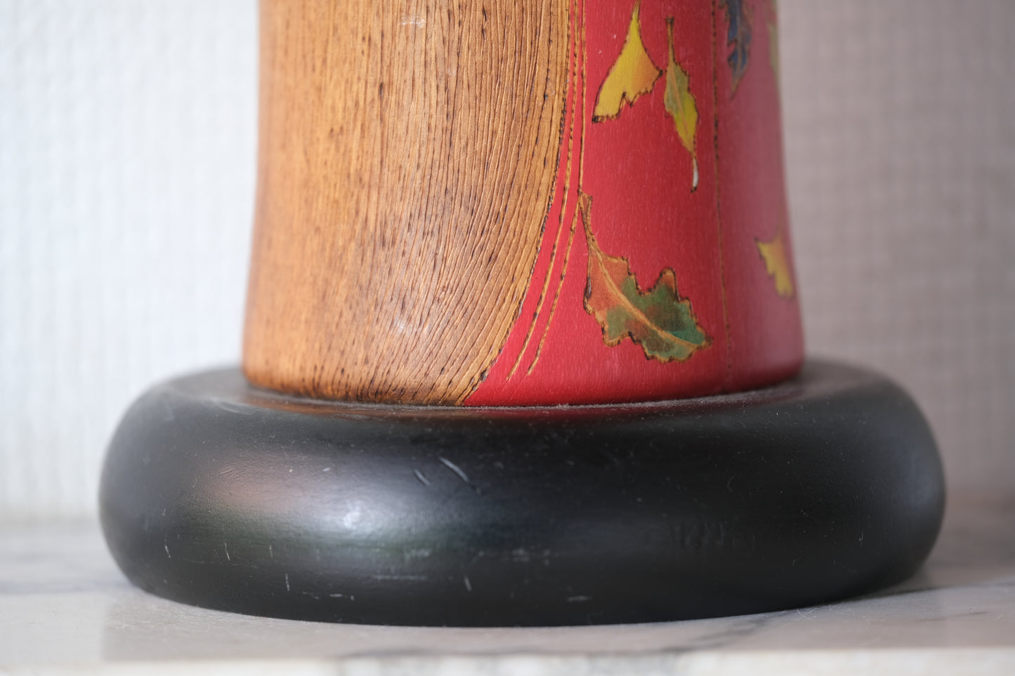 Kokeshi Art by Oki Yasunobu 沖 泰宣 (1955-) | 31,5 cm
