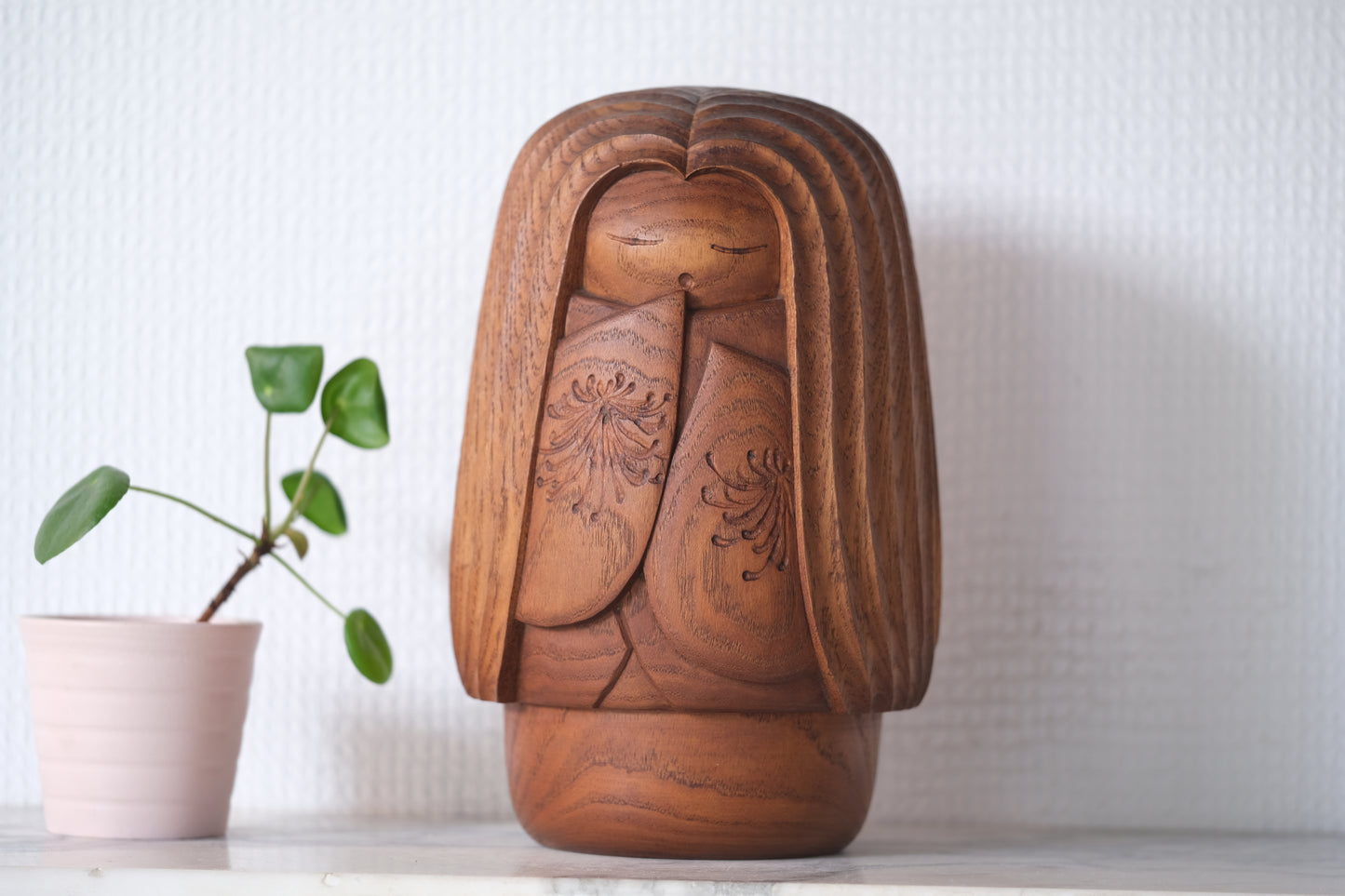 Thoughts (Shitau) 思 by Takeda Daisuke 竹田大介 | 20 cm