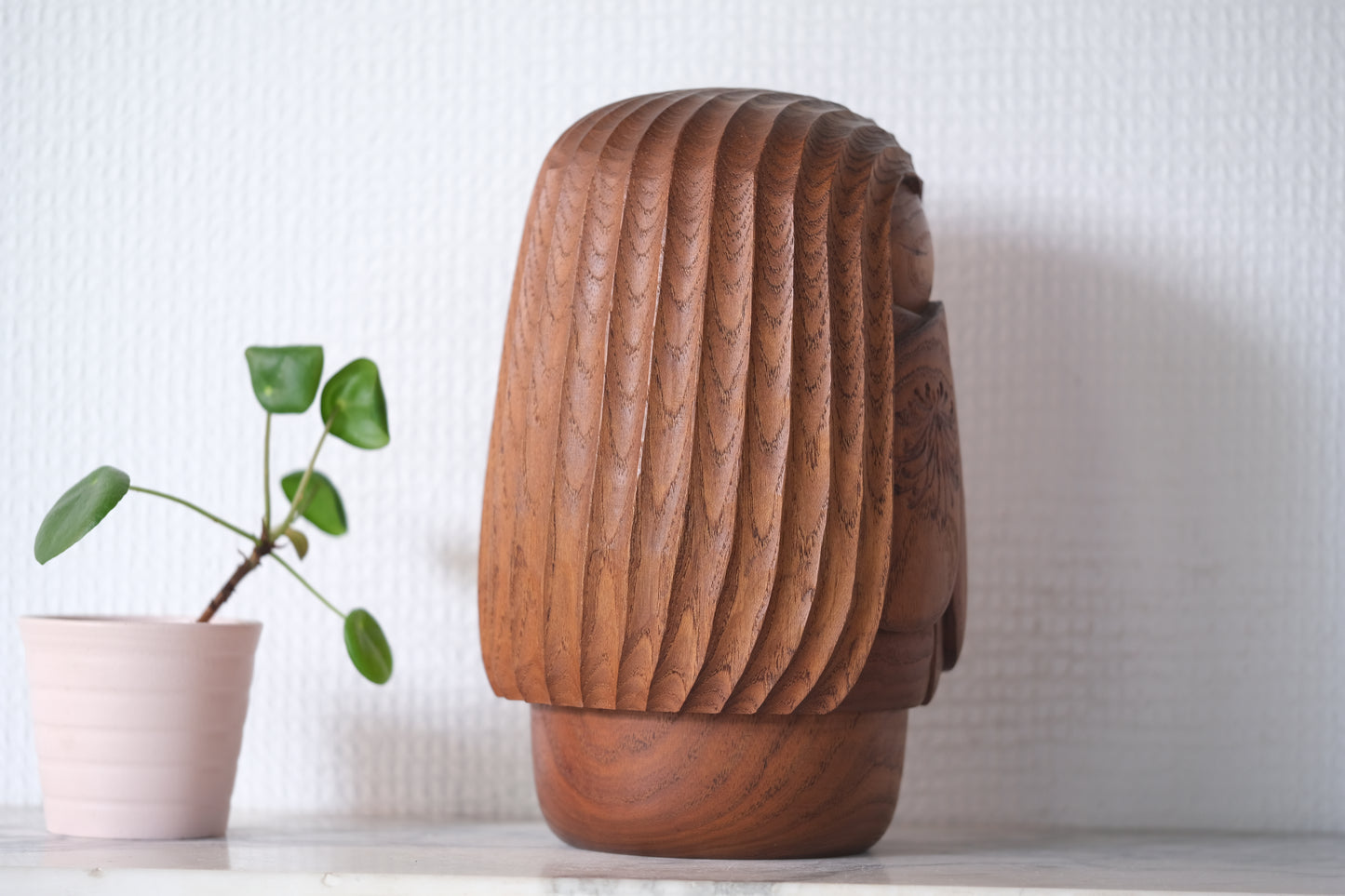 Thoughts (Shitau) 思 by Takeda Daisuke 竹田大介 | 20 cm