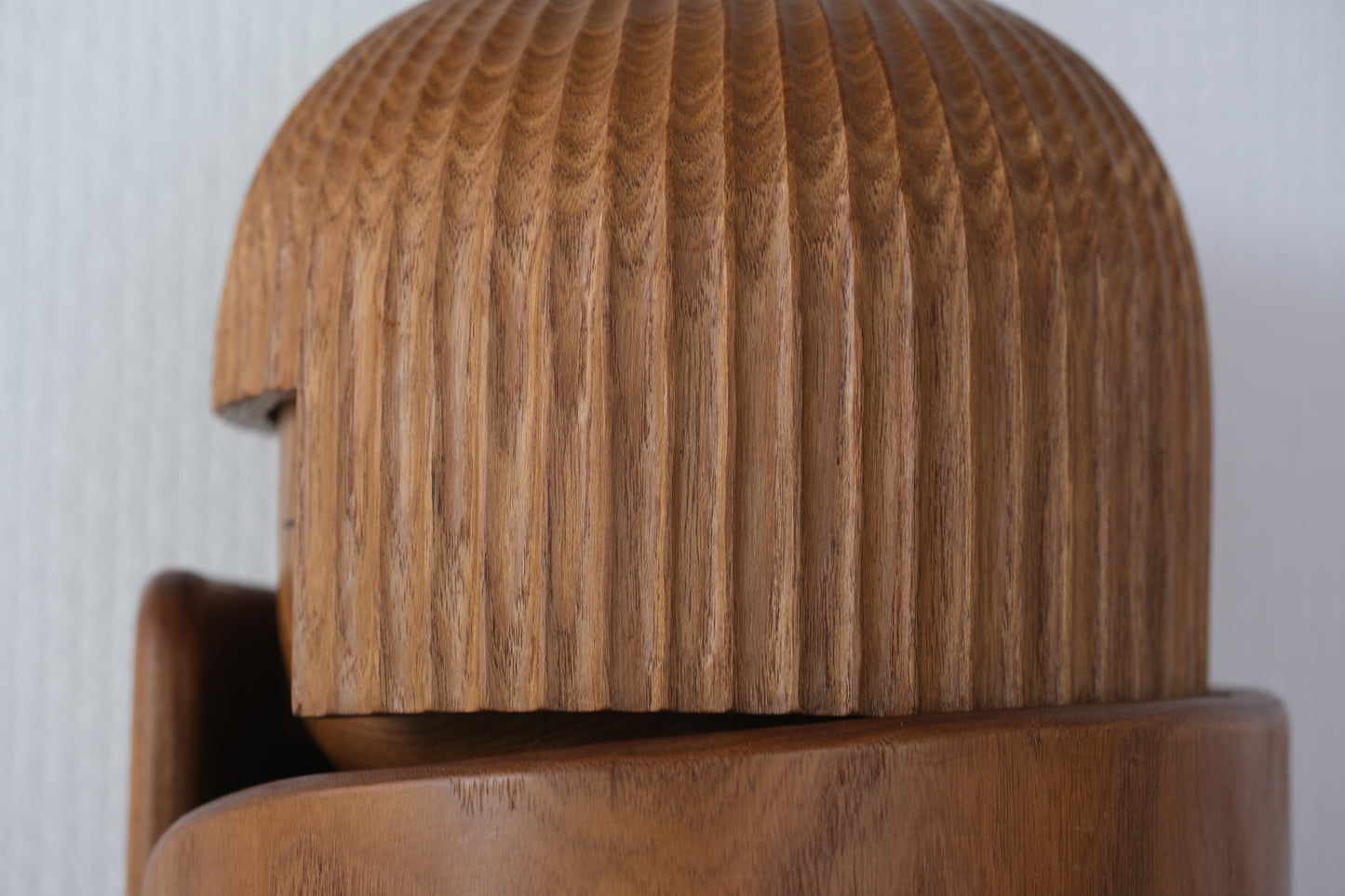 Machiharu - Waiting For Spring (Taishun) 待春 by Shozan Shido 志形尚山 (1932-1995)