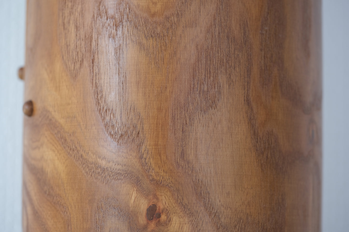 Machiharu - Waiting For Spring (Taishun) 待春 by Shozan Shido 志形尚山 (1932-1995)