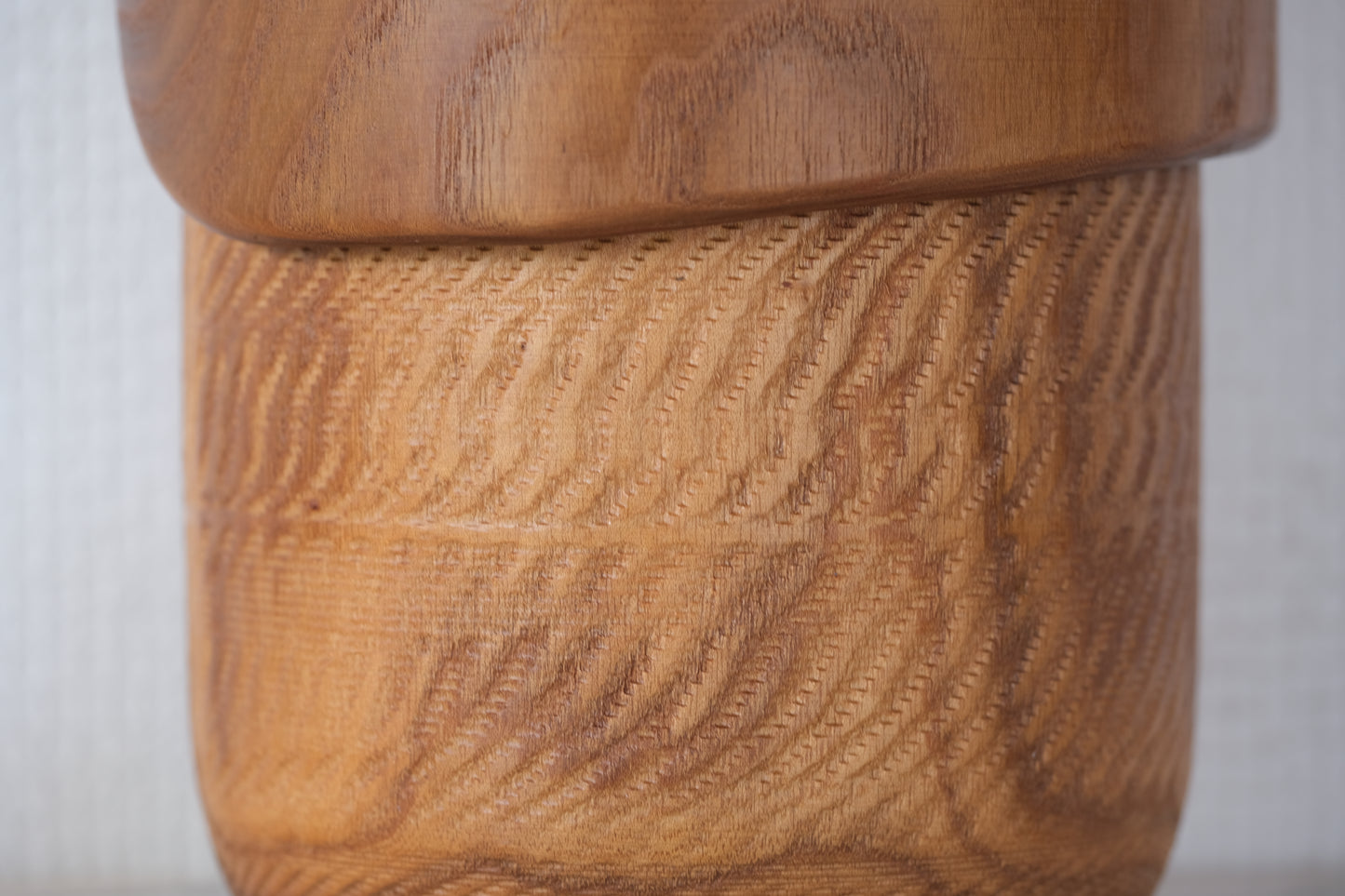 Machiharu - Waiting For Spring (Taishun) 待春 by Shozan Shido 志形尚山 (1932-1995)