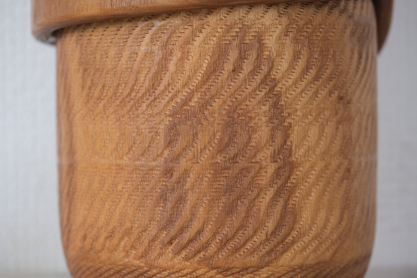 Machiharu - Waiting For Spring (Taishun) 待春 by Shozan Shido 志形尚山 (1932-1995)