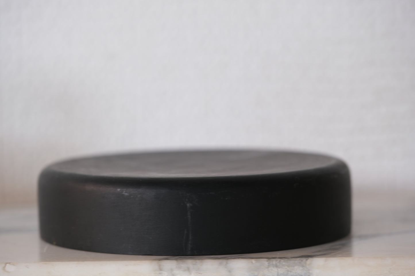 Haruyama 春山 by Iguchi Satoru 井口悟 (1948 - )