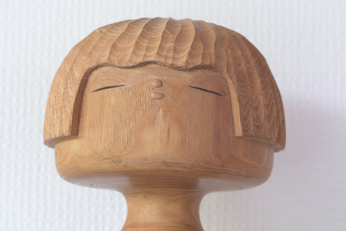 Little Girl (Dōjo) 童女 by Issetsu Kuribayashi 栗林一雪 (1924-2011) | 32 cm