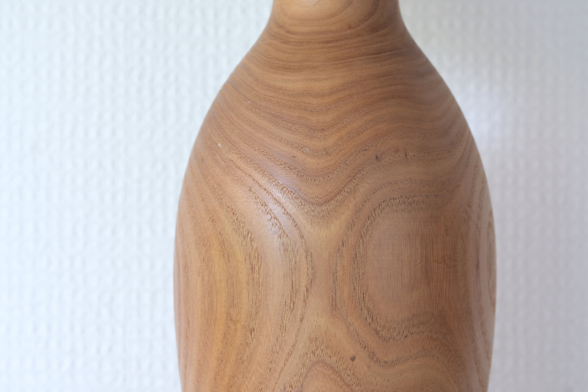 Little Girl (Dōjo) 童女 by Issetsu Kuribayashi 栗林一雪 (1924-2011) | 32 cm