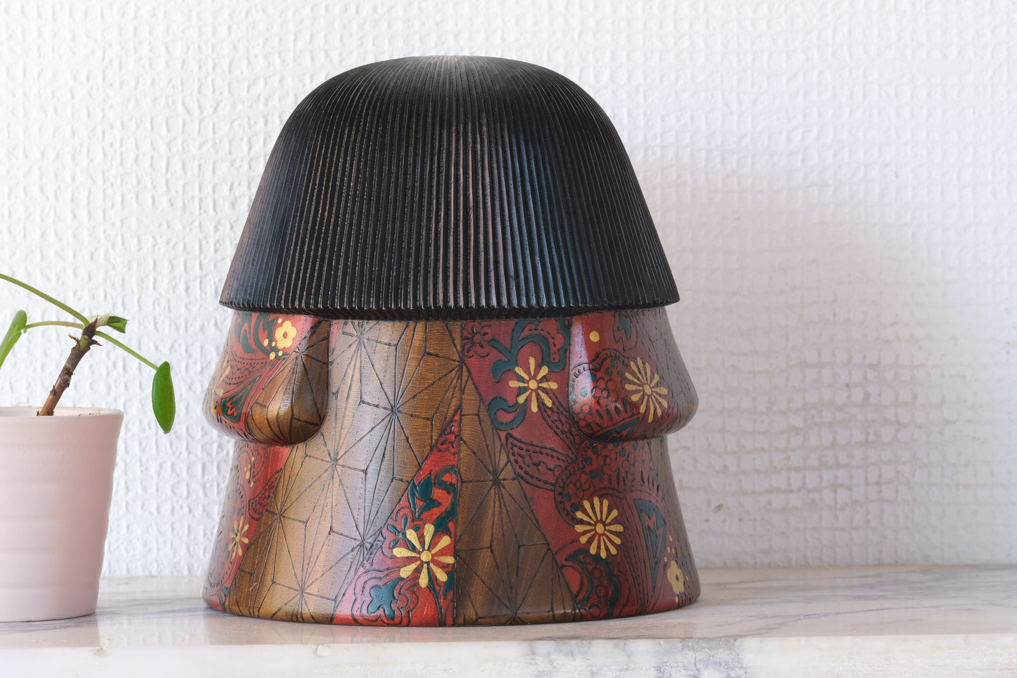 Flower Tapestries (Hana Tsudzure) 花つづれ by Watanabe Yuji 渡辺雄二 (1951-)