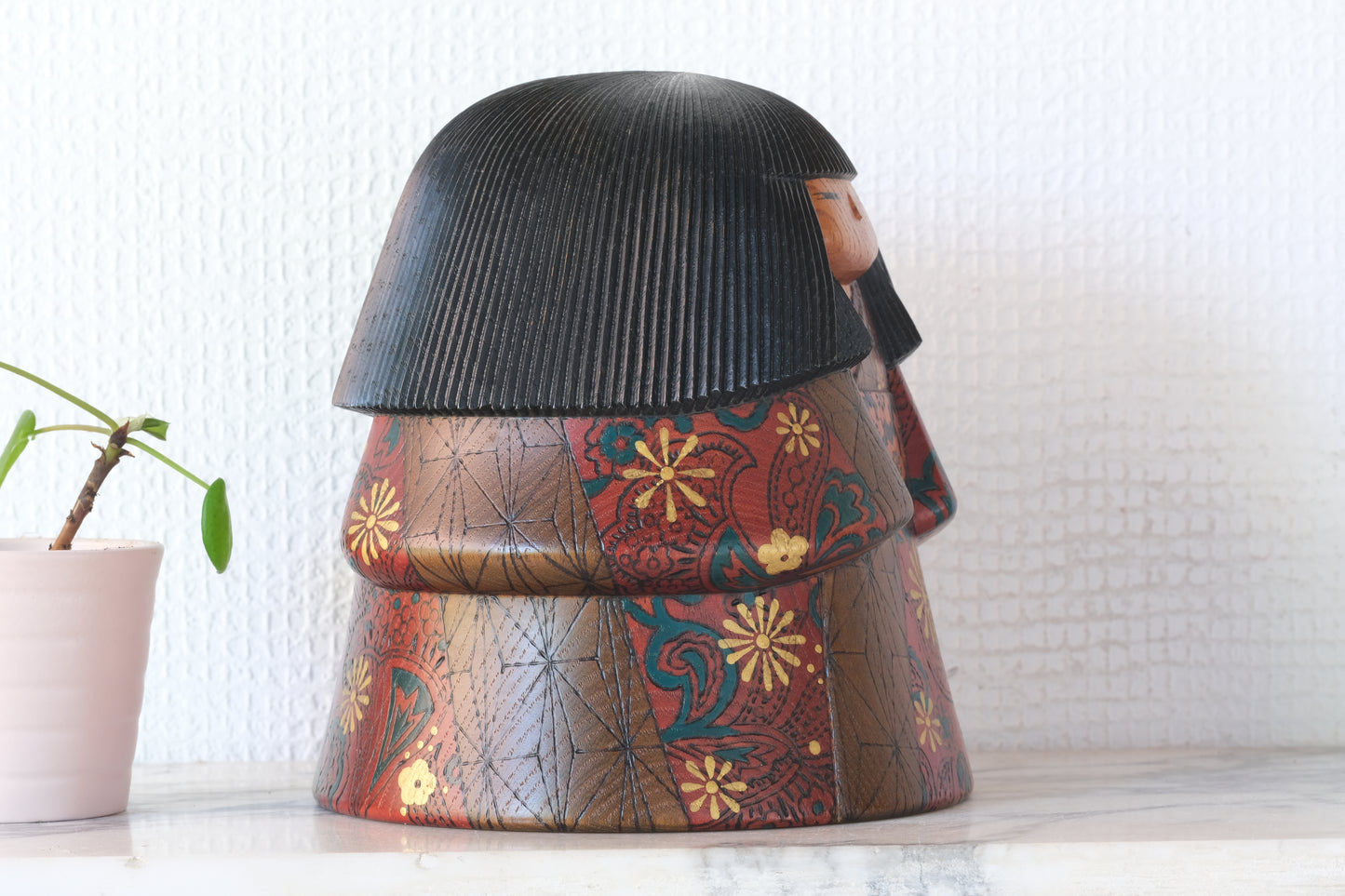 Flower Tapestries (Hana Tsudzure) 花つづれ by Watanabe Yuji 渡辺雄二 (1951-)