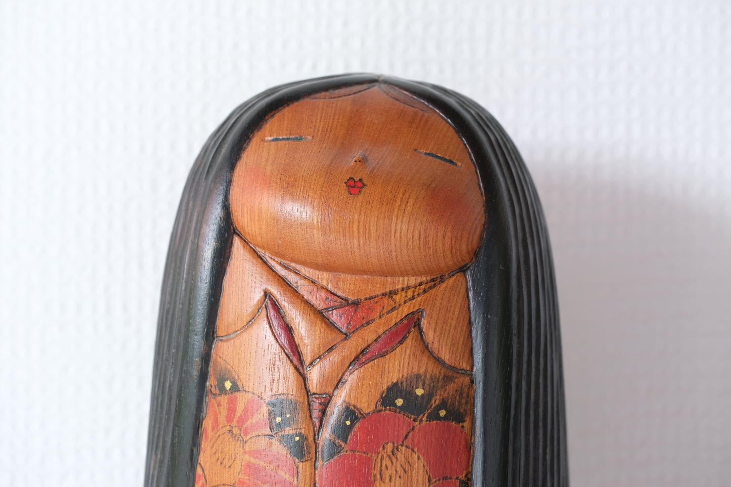 Camellia Mountain (Tsubakiyama) 椿山 by Kato Tatsuo 加藤龍雄 (1940-) | 29 cm