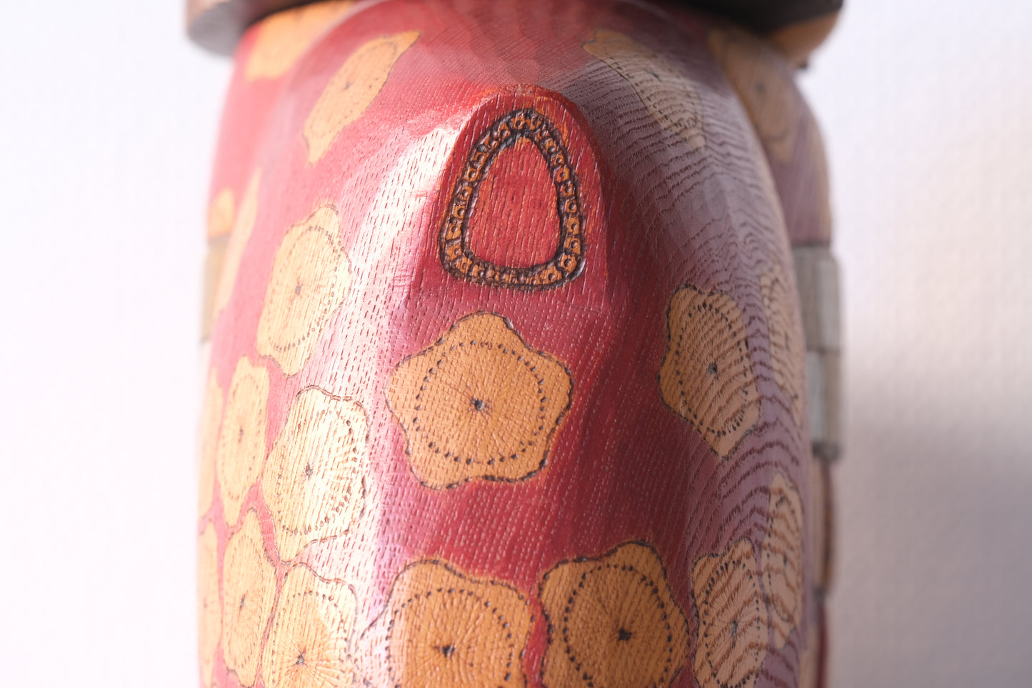 Kokeshi Art by Sansaku Sekiguchi 関口 三作 (1925-2018) | Dated: 1985 | 34 cm