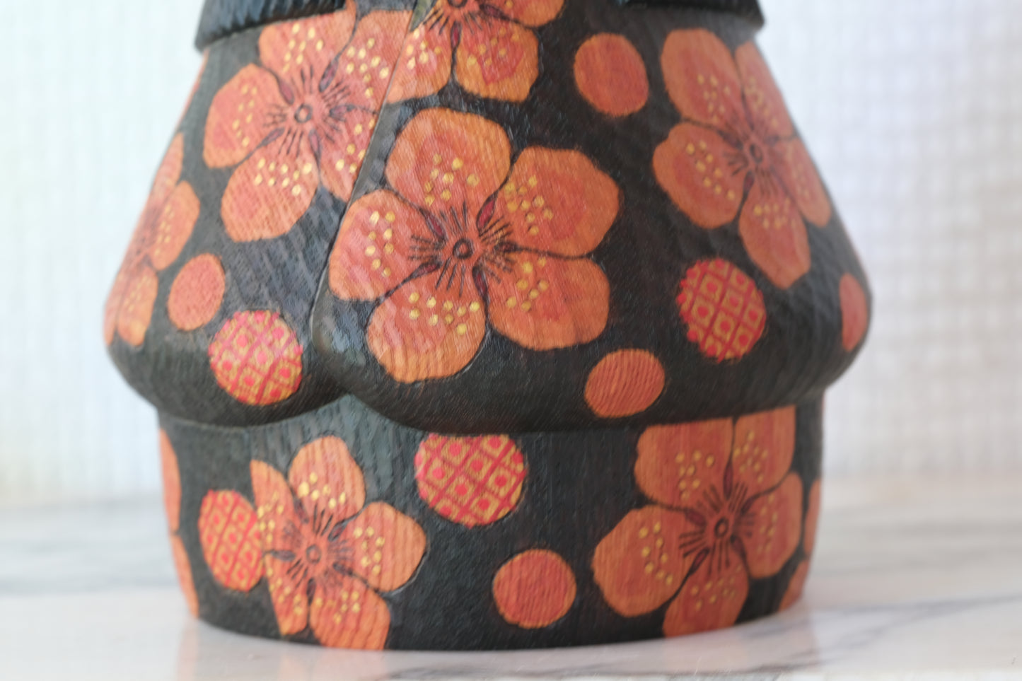 Peach Blossom (Momoka) 桃花 by Watanabe Yuji 渡辺雄二 (1951-)