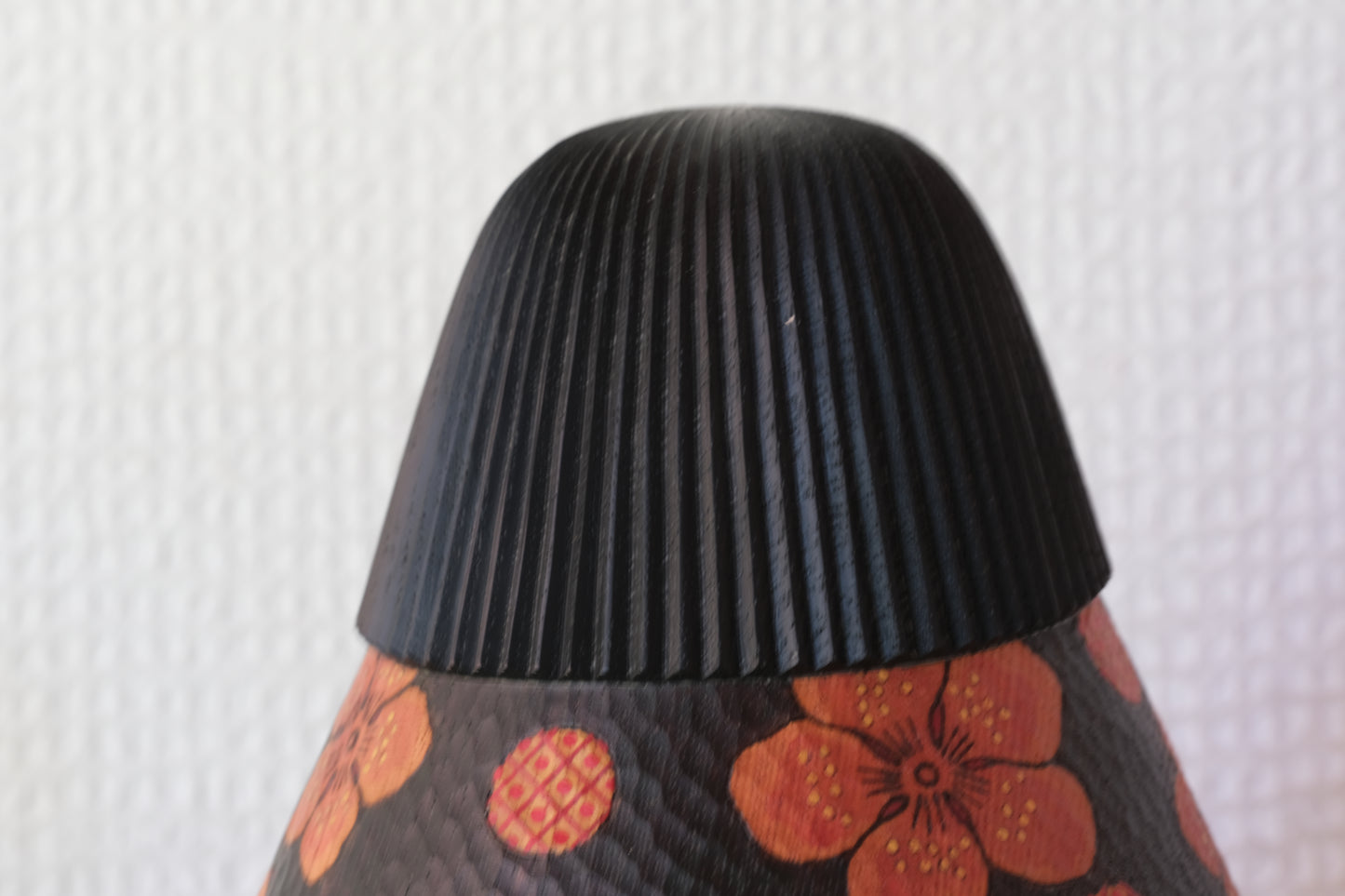 Peach Blossom (Momoka) 桃花 by Watanabe Yuji 渡辺雄二 (1951-)