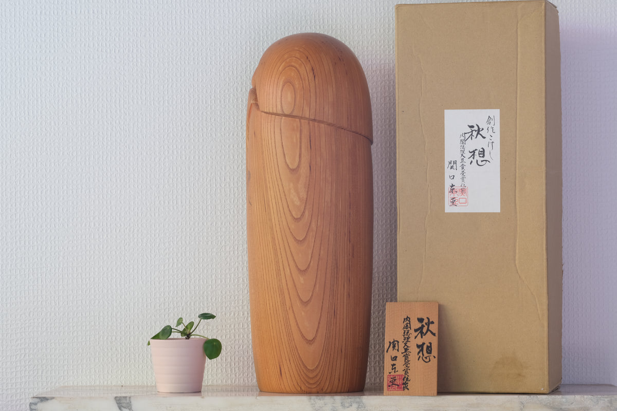 Autumn Thoughts (Shūsō) 秋想 by Toa Sekiguchi 関口東亜 (1942-) | 39 cm