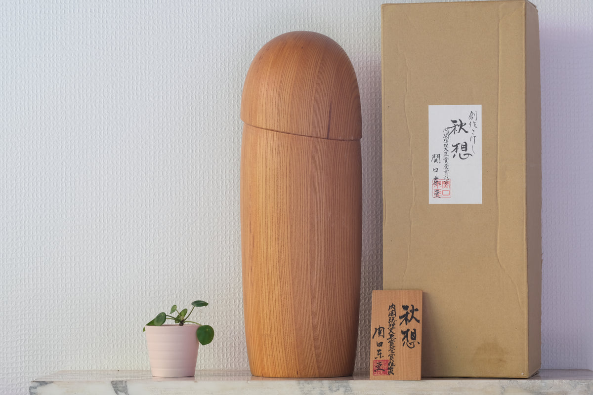 Autumn Thoughts (Shūsō) 秋想 by Toa Sekiguchi 関口東亜 (1942-) | 39 cm