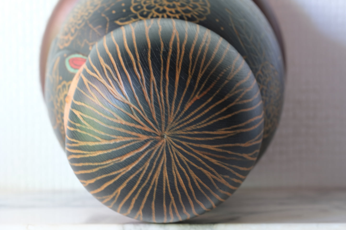 Kokeshi Art by Sansaku Sekiguchi 関口 三作 (1925-2018) with Hydrangea Flowers