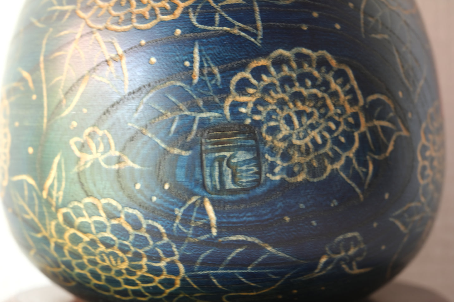 Kokeshi Art by Sansaku Sekiguchi 関口 三作 (1925-2018) with Hydrangea Flowers